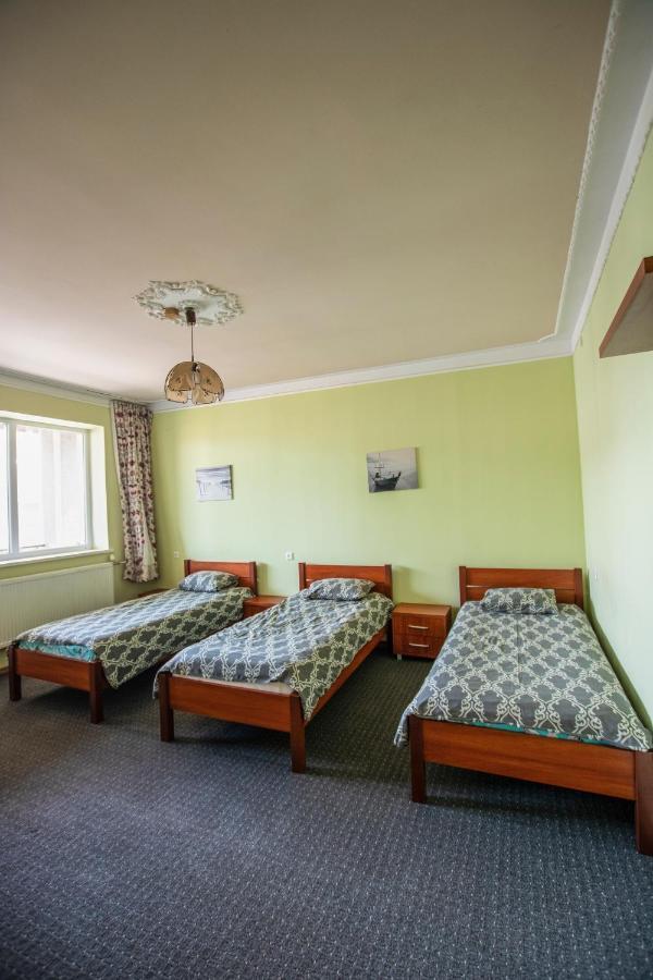 Отель Regina House Каунас Экстерьер фото