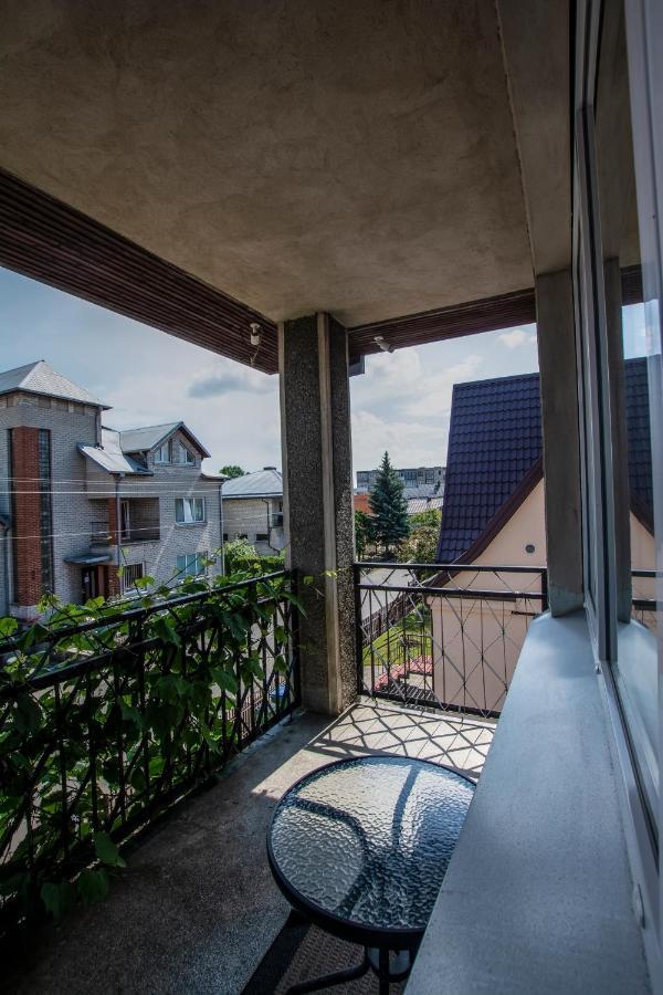Отель Regina House Каунас Экстерьер фото